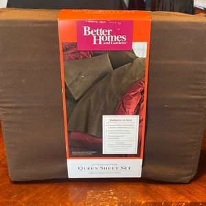 Queen size sheet set